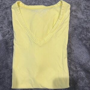 Banana Republic medium v-neck tee